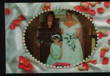 Debra Bradley Photo 16