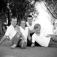 Diane Hand Photo 3