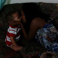 Elizabeth Plata Photo 7
