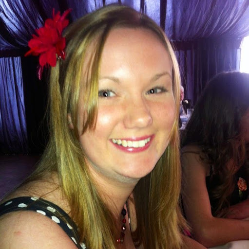 Holly Booth Photo 11