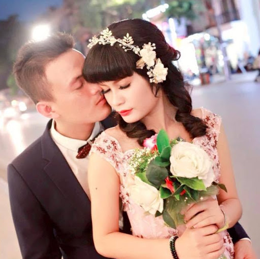 Linh Vi Photo 15