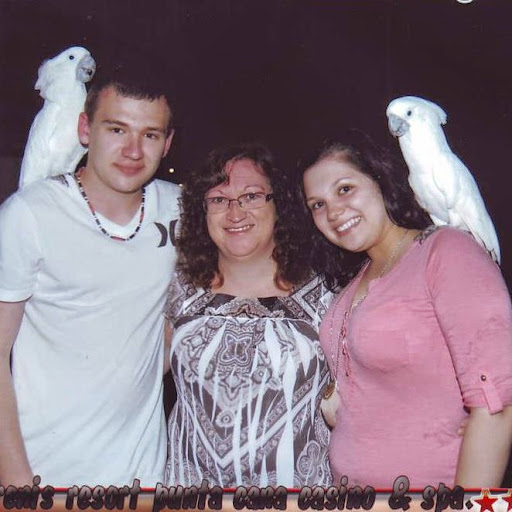 Linda Gauthier Photo 34