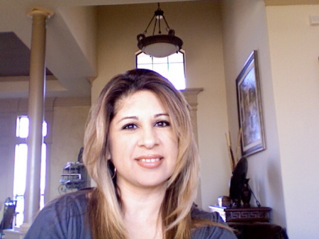Melinda Garcia Photo 39
