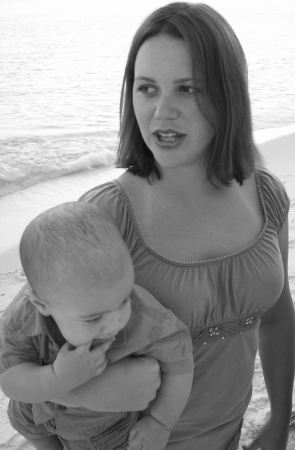 Kerri Thomas Photo 35