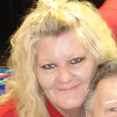 Kim Wolfe Photo 33