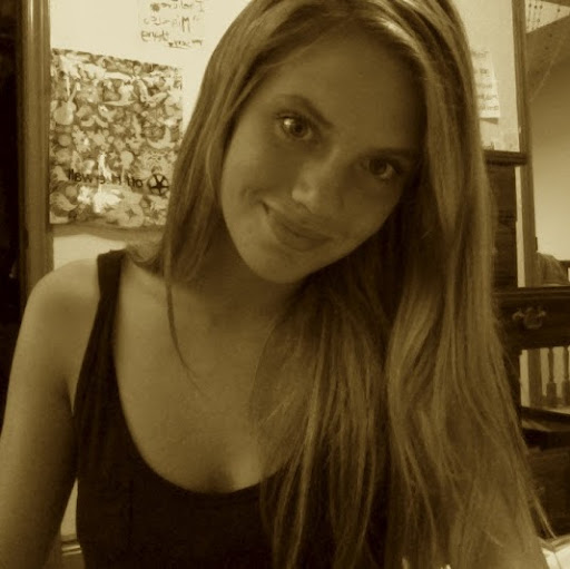 Elizabeth Cote Photo 18