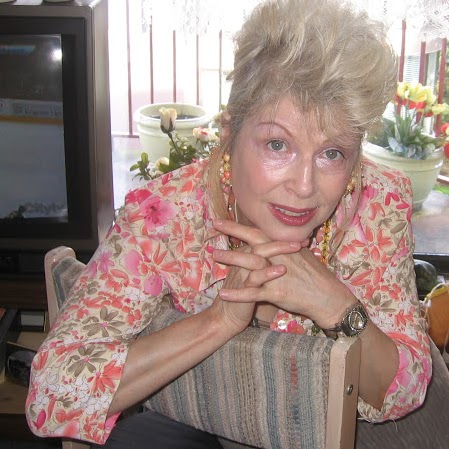 Linda Roberts Photo 38