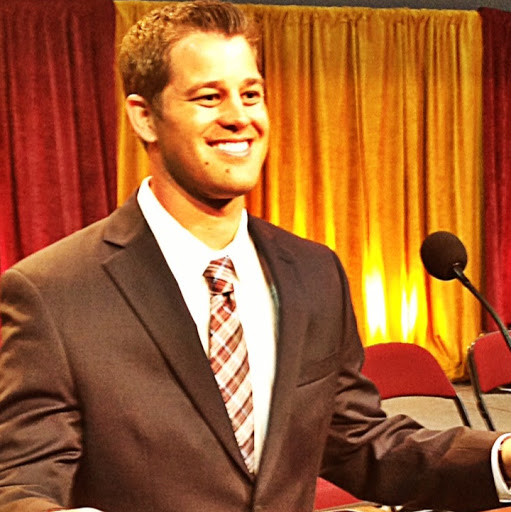 Travis Roberts Photo 43
