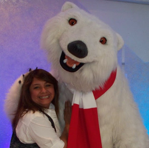 Rebecca Vasquez Photo 7