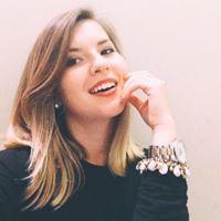 Caroline Melo Photo 11