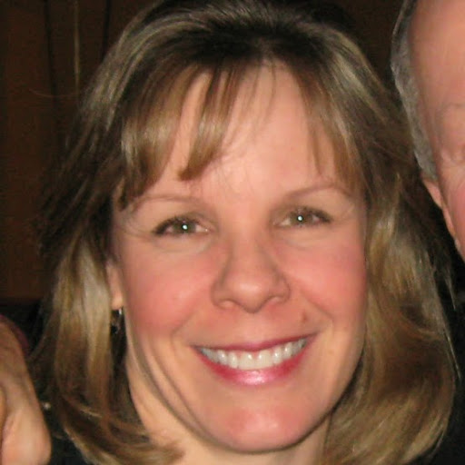 Kelly Douglass Photo 24