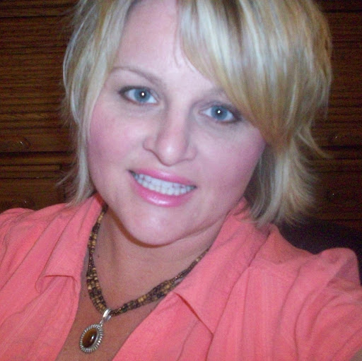 Julie Halverson Photo 10