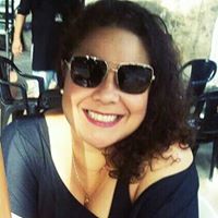 Deborah Santucci Photo 3