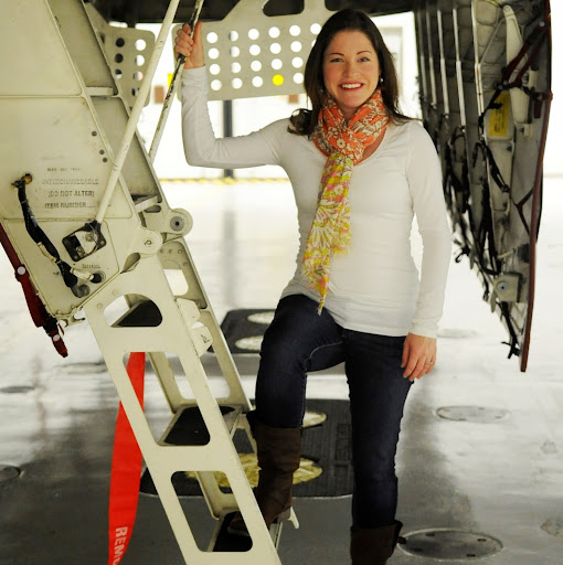 Amanda Bullock Photo 34