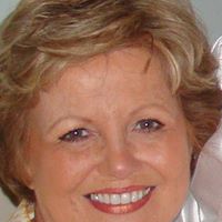 Darlene Robertson Photo 26