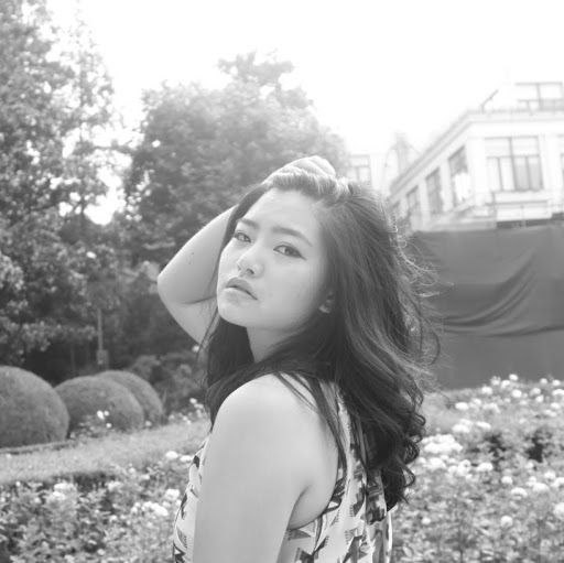 Elizabeth Liu Photo 33