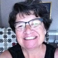 Joy Yates Photo 7