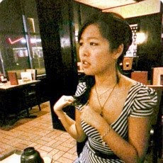 Elizabeth Wang Photo 14