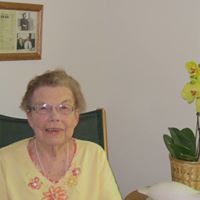 Barbara Wood Photo 15