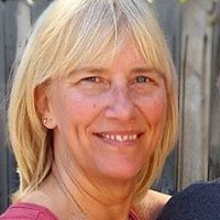 Claudia Carlisle Photo 7