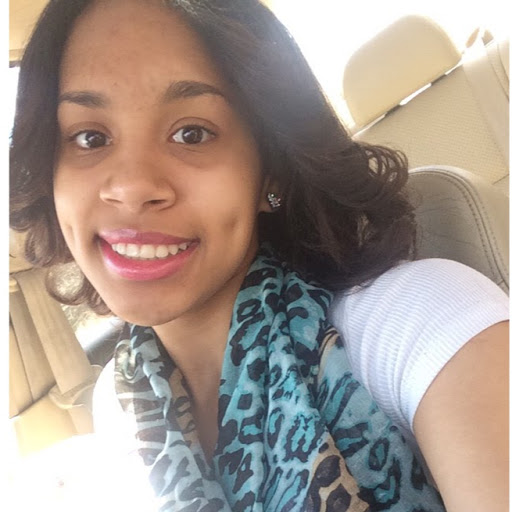 Janelle Lopez Photo 26
