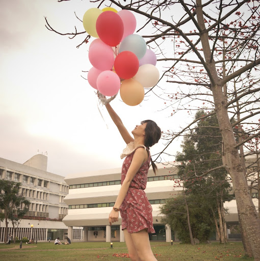 Ching Lee Photo 19