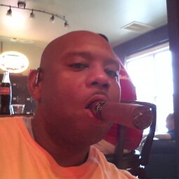 Derrick Chambers Photo 12