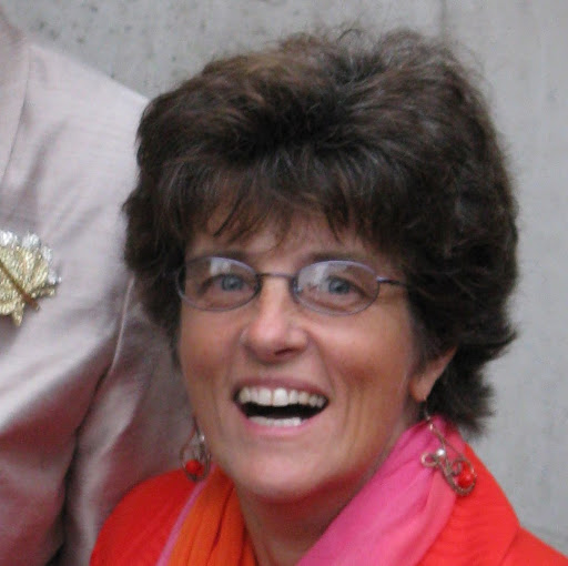 Eileen Kane Photo 30