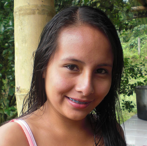 Jennifer Jurado Photo 15