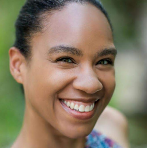 Candice Thomas Photo 19