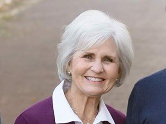 Debbie Rhodes Photo 34