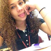 Elizabeth Urbina Photo 36