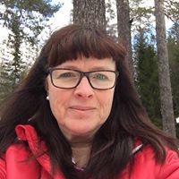 Suzanne Holm Photo 9