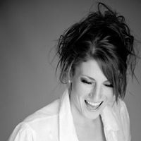 Sarah Humble Photo 30