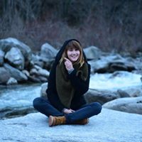 Anna Mock Photo 14