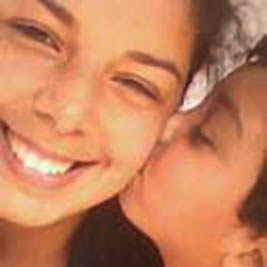 Cynthia Arce Photo 15