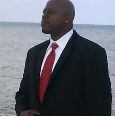 Tommie Johnson Photo 9