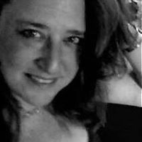 Lisa Samuels Photo 27
