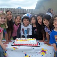Reina Quintanilla Photo 15