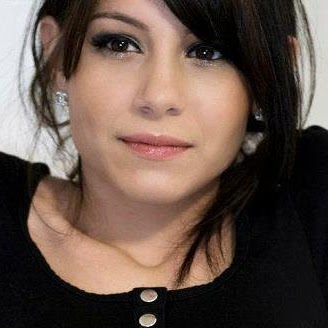 Joanna Black Photo 34