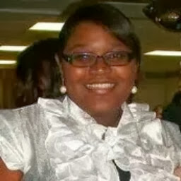 Andrea Brady Photo 11