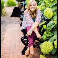 Claire Kennedy Photo 12