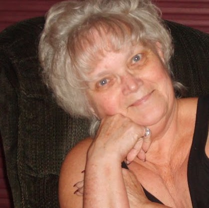 Marie Davis Photo 13