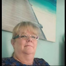 Kim Tuttle Photo 4