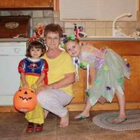 Nora Smith Photo 25