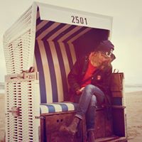 Victoria Nickel Photo 7