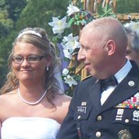 Carrie Hicks Photo 21