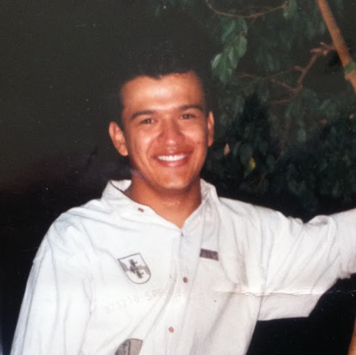 Alexander Calderon Photo 43