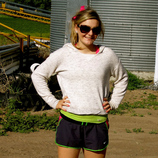 Kelsey Cole Photo 34