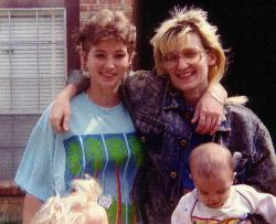Christine Glover Photo 34